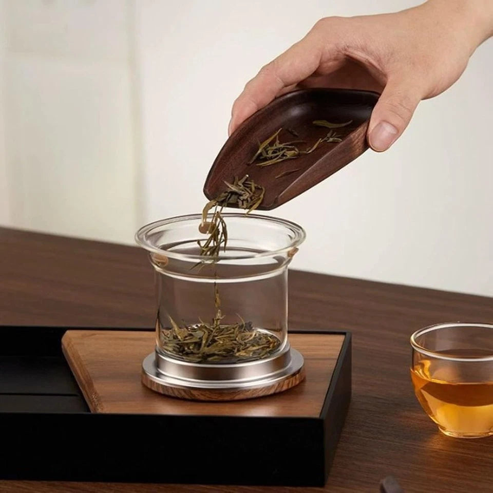 Aeroflux Magic Teapot with Intelligent Tea-Water Separation – 720ml Glass Teapot with Ergonomic Wood-Grain Silicone Handle, Precision Spout, and Versatile Brewing