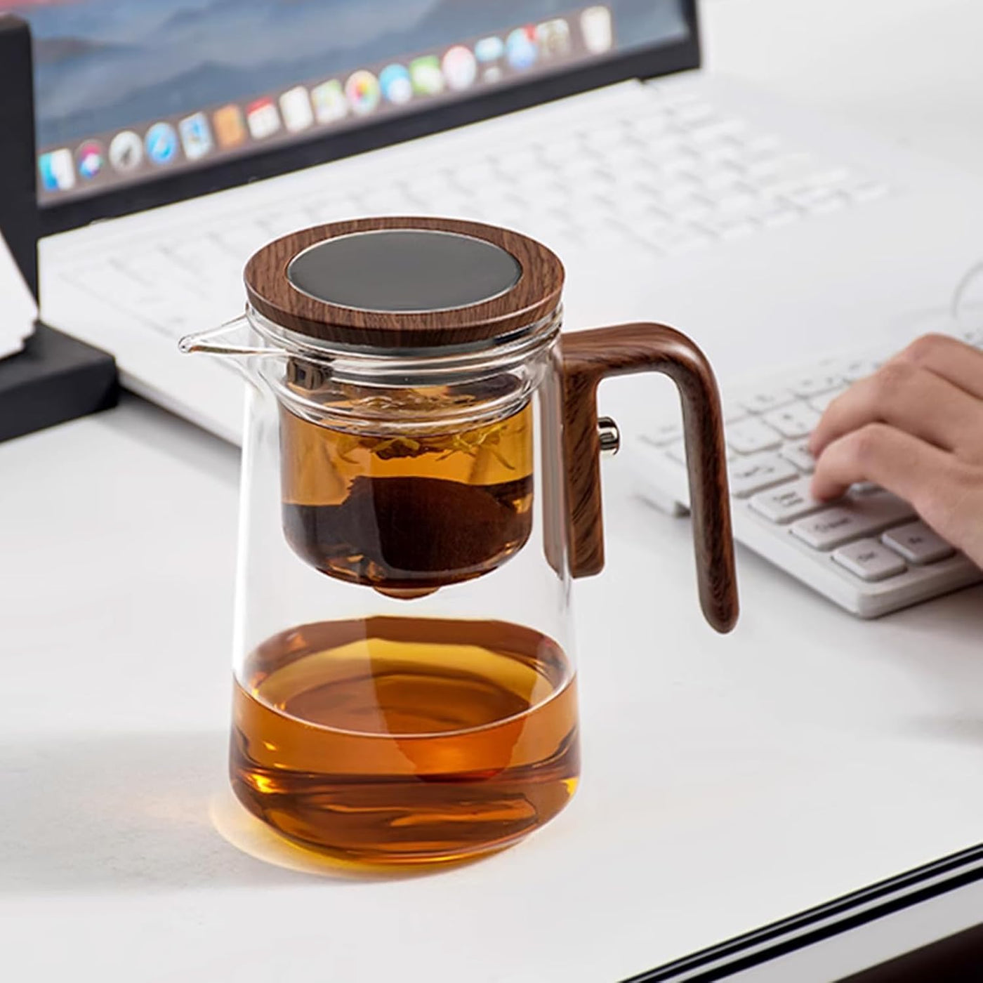 Aeroflux Magic Teapot with Intelligent Tea-Water Separation – 800ml Glass Teapot with Ergonomic Wood-Grain Silicone Handle, Precision Spout, and Versatile Brewing