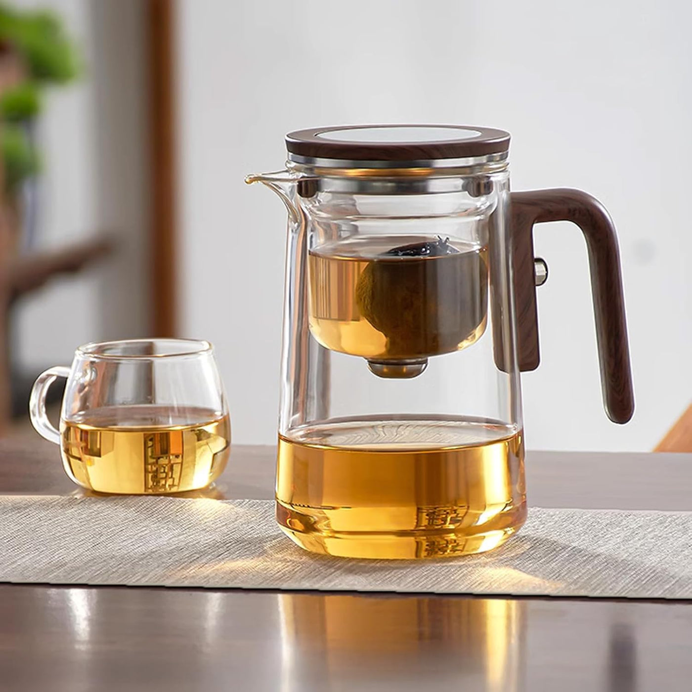 Aeroflux Magic Teapot with Intelligent Tea-Water Separation – 800ml Glass Teapot with Ergonomic Wood-Grain Silicone Handle, Precision Spout, and Versatile Brewing