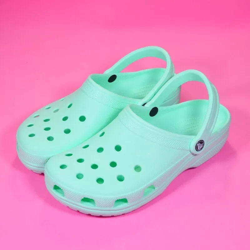 Aeroflux® UltraComfort™ Clogs: All-Day Comfort & Style